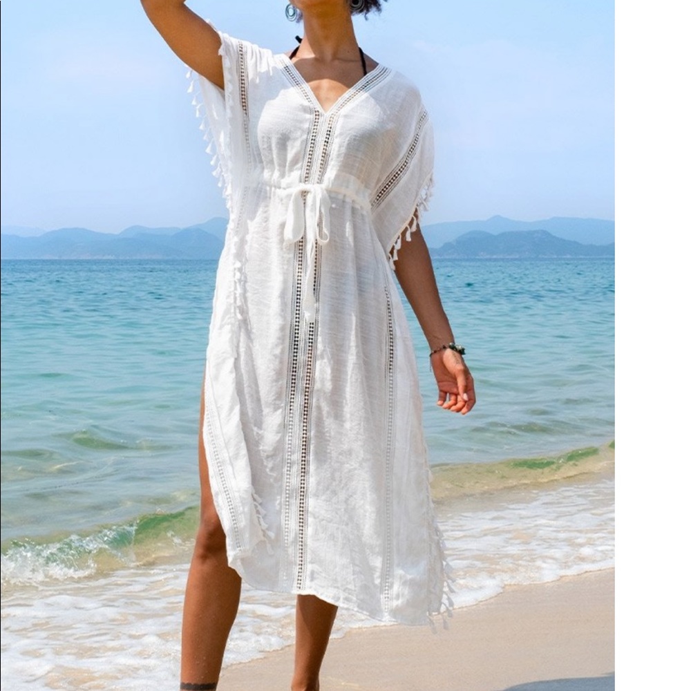 Cupshe Juliet Tassel Trim Belted Cover Up, size M